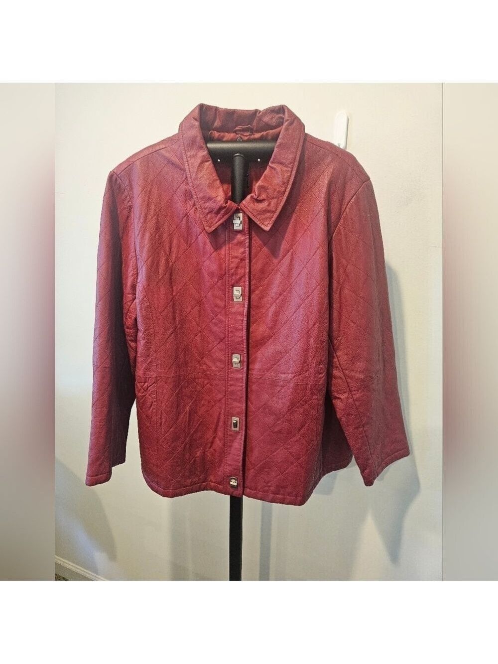DIALOGUE WOMEN'S VINTAGE MAROON 100% LEATHER CRISS-CROSS PATTERN JACKET SIZE 1X